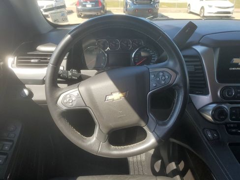 Used 2019 Chevrolet Tahoe LT image 11