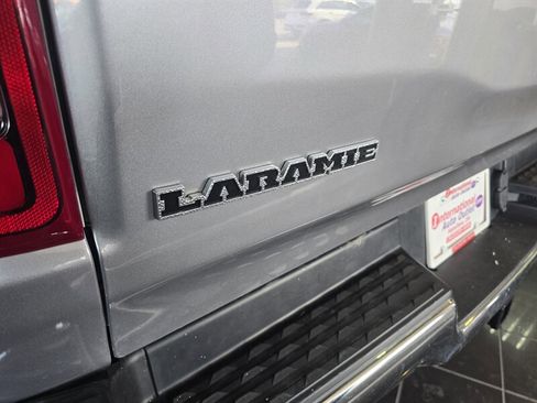 Used 2022 RAM 1500 Laramie AWD/4WD image 33
