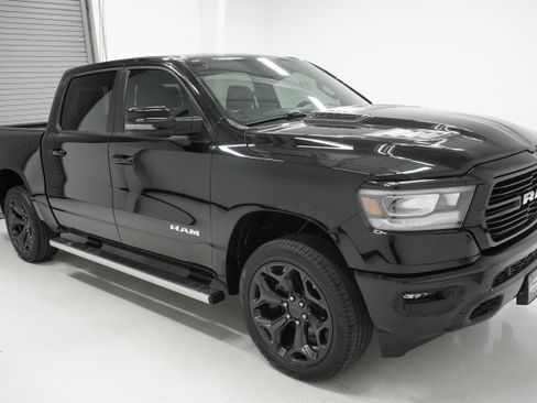 Used 2024 RAM 1500 Laramie image 3