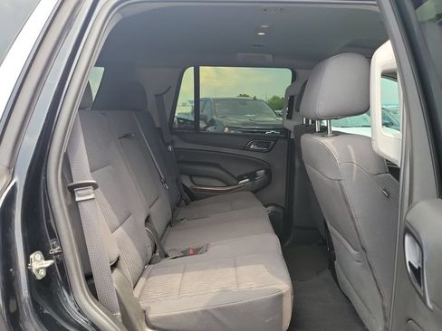 Used 2019 Chevrolet Tahoe LS RWD image 32