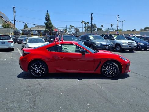 New 2026 Toyota GR86 RWD image 3