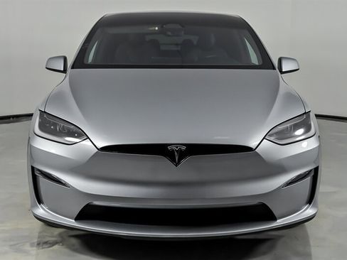Used 2025 Tesla Model X Plaid AWD/4WD image 4
