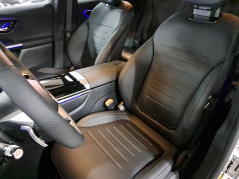 New 2026 Mercedes-Benz GLC 300 4MATIC image 16