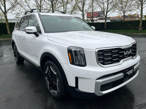 Used 2025 Kia Telluride S AWD/4WD image 5