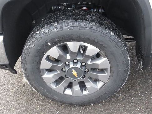 New 2026 Chevrolet Silverado 2500 LT w/ All Star Edition image 9