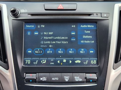Certified 2018 Acura TLX w/Technology Pkg image 11