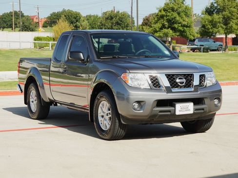 Used 2021 Nissan Frontier SV RWD image 7