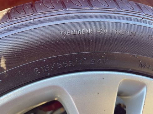 Used 2016 Kia Soul + FWD image 26
