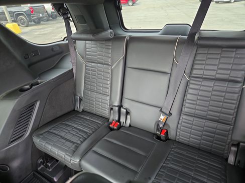 Used 2022 Cadillac Escalade Sport Platinum AWD/4WD image 21