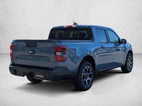 New 2025 Ford Maverick Lariat image 8