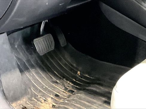 Used 2021 Tesla Model 3 Standard Range Plus image 22