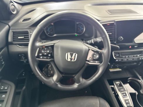 Used 2022 Honda Pilot Black Edition image 26