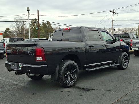 Used 2017 RAM 1500 Sport w/ Black Ram 1500 Sport Group image 11