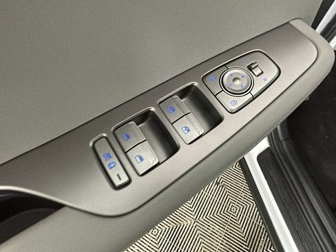 Used 2023 Hyundai Palisade SEL FWD image 11