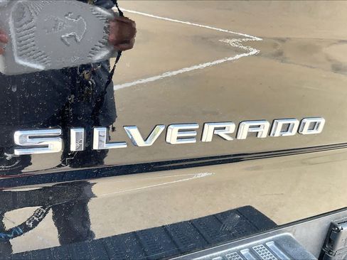 Certified 2024 Chevrolet Silverado 1500 High Country AWD/4WD image 30