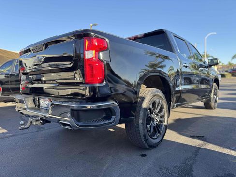 Used 2022 Chevrolet Silverado 1500 LTZ AWD/4WD image 5