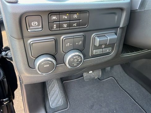 New 2026 Chevrolet Tahoe Premier w/ Sun And Tow Package image 21