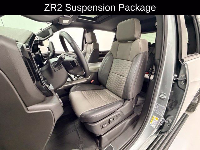 Certified 2025 Chevrolet Silverado 2500 ZR2 w/ Technology Package AWD/4WD image 8