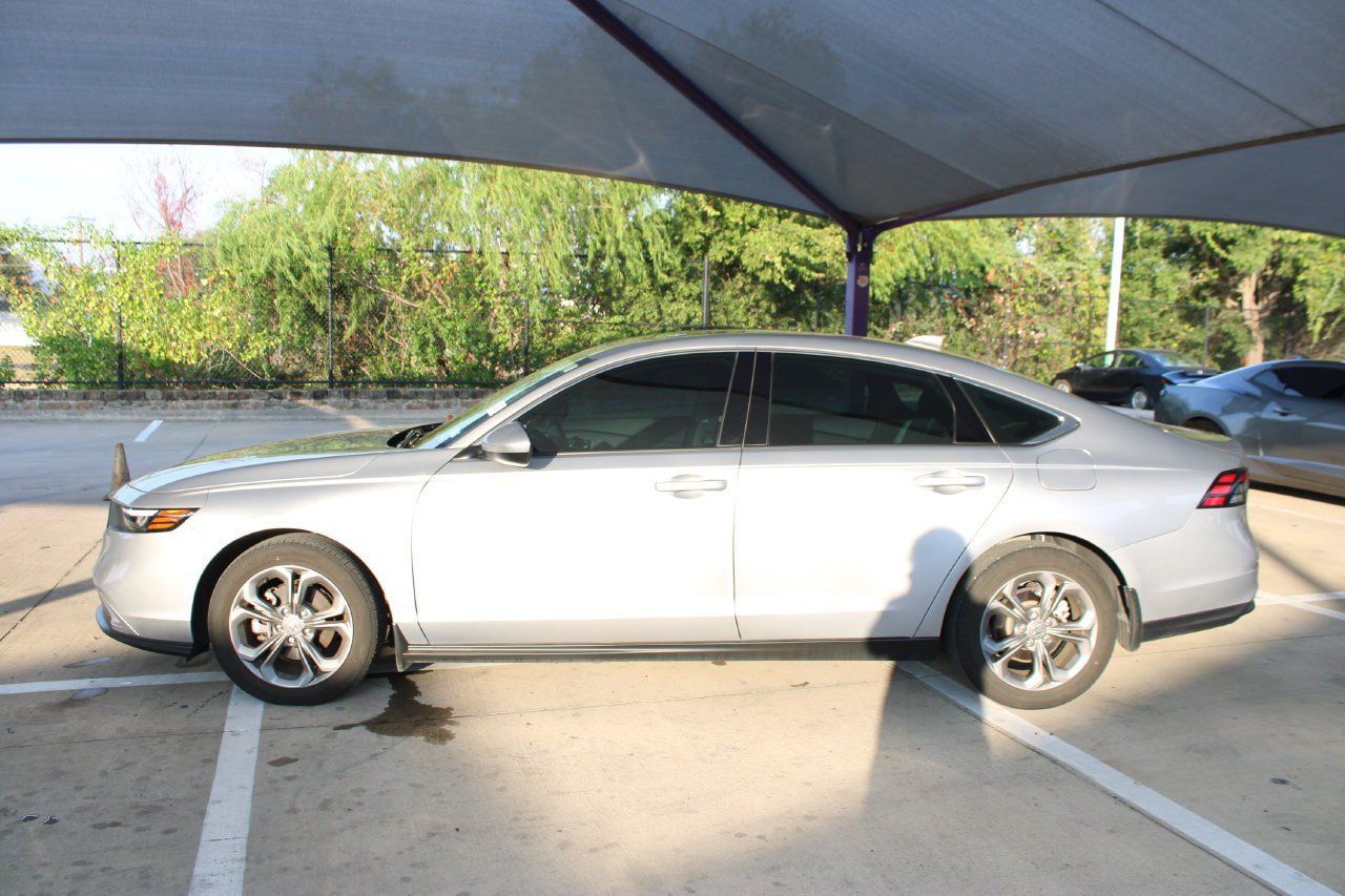 Used 2024 Honda Accord EX image 2