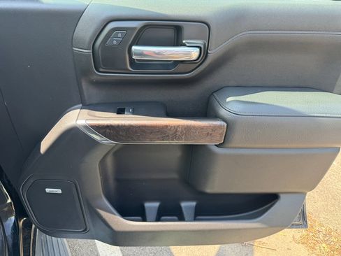 Used 2020 GMC Sierra 1500 Denali w/ Technology Package AWD/4WD image 32