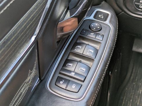 Used 2022 RAM 3500 Limited image 19