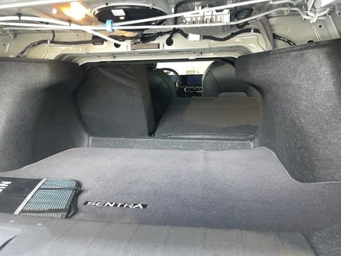 Used 2026 Nissan Sentra SR w/ SR Premium Package FWD image 23