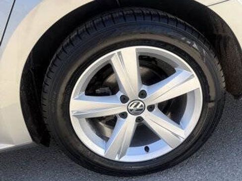 Used 2014 Volkswagen Passat 1.8T S FWD image 25