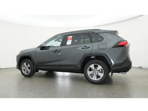 Used 2025 Toyota RAV4 XLE w/ Convenience Package FWD image 20