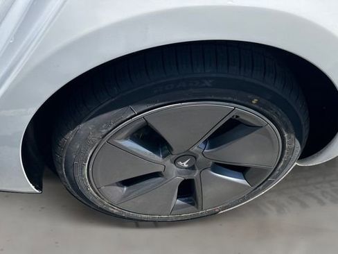 Used 2023 Tesla Model 3 Standard Range RWD image 10