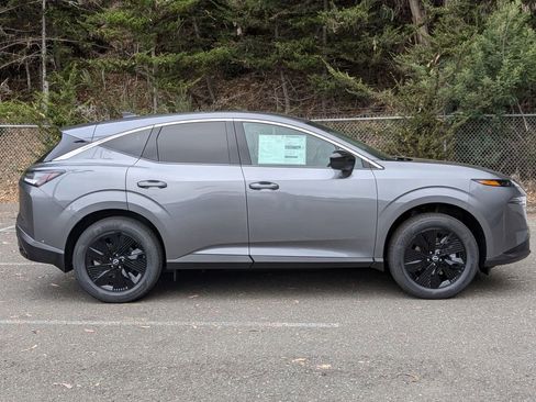 New 2025 Nissan Murano SV w/ Cargo Package image 4