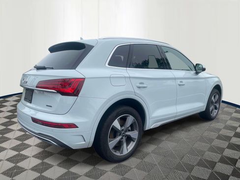 Used 2023 Audi Q5 2.0T Premium w/ Convenience Package AWD/4WD image 4