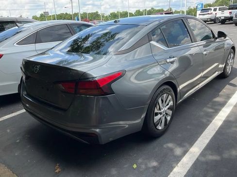 Used 2019 Nissan Altima 2.5 S FWD image 5