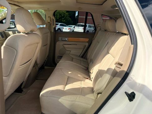 Used 2007 Lincoln MKX AWD image 12