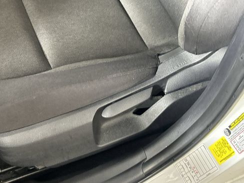 Used 2025 Toyota Camry LE FWD image 20