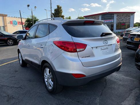 Used 2013 Hyundai Tucson GLS FWD image 4