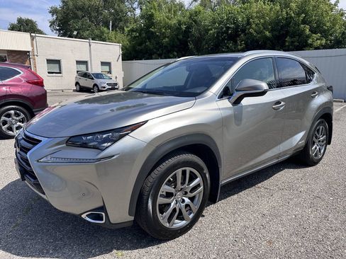 Used 2016 Lexus NX 300h AWD w/ Luxury Package image 3