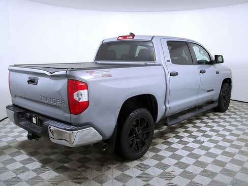 Used 2020 Toyota Tundra SR5 w/ SR5 Leather Package RWD image 8