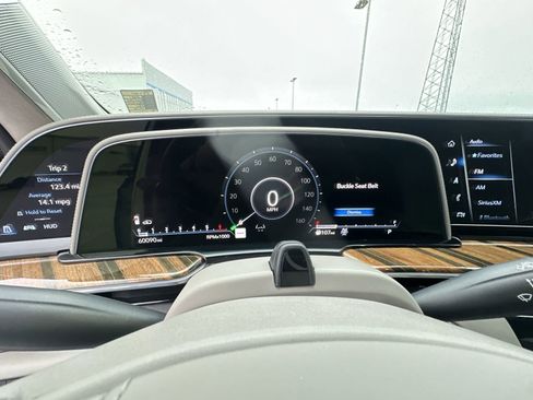 Used 2021 Cadillac Escalade ESV Premium Luxury Platinum w/ LPO, Radiant Package image 12