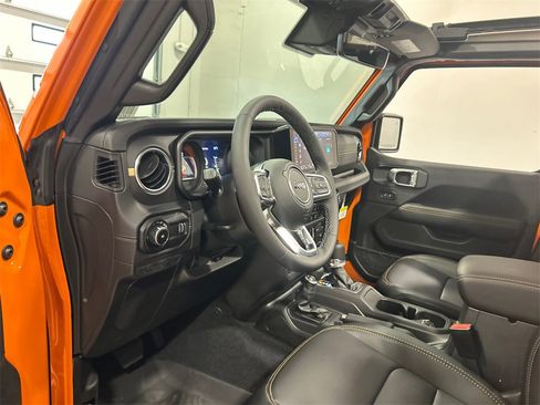 New 2025 Jeep Wrangler Sahara image 18