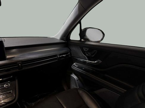 Used 2022 Lincoln Corsair Standard w/ Premium Package image 21