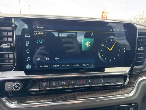 Used 2025 Chevrolet Silverado 2500 LT w/ Z71 Chrome Sport Edition image 16