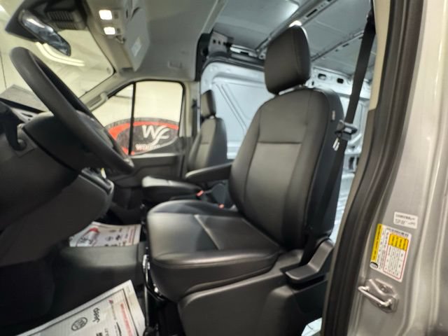 New 2026 Ford Transit 250 148 Medium Roof RWD image 13
