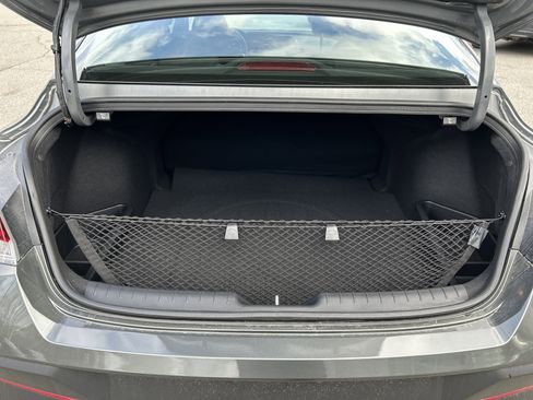 New 2026 Hyundai Elantra Hybrid FWD image 16