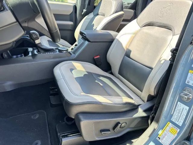 Used 2023 Ford Bronco Wildtrak AWD/4WD image 30