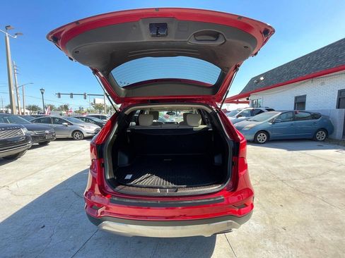 Used 2017 Hyundai Santa Fe Sport FWD image 7