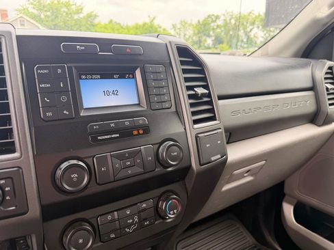 Used 2020 Ford F250 XL w/ Power Equipment Group AWD/4WD image 30