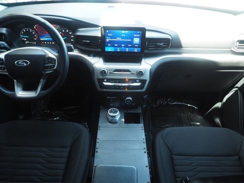 Used 2021 Ford Explorer XLT w/ Class III Trailer Tow Package image 18