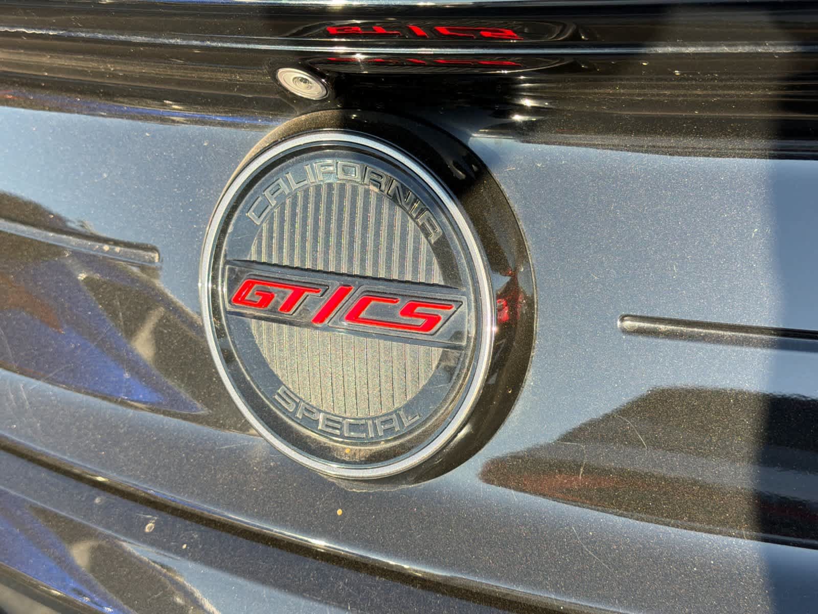 Used 2022 Ford Mustang GT Premium w/ Equipment Group 401A RWD image 9