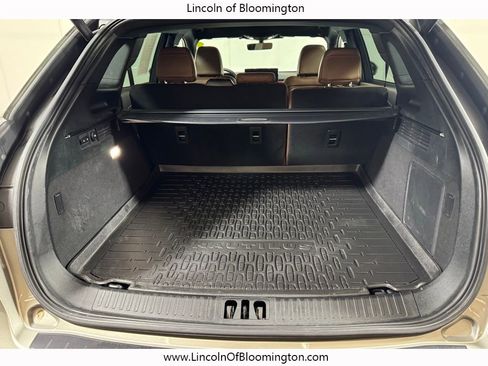 Certified 2023 Lincoln Nautilus Reserve w/ Luxury Package image 18