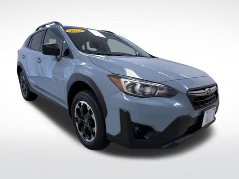 Used 2023 Subaru Crosstrek 2.0i AWD/4WD image 2